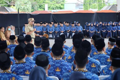 Lantik ASN PPPK 2023, Danny Pomanto: Bekerja Profesional, Taat, dan Disiplin!