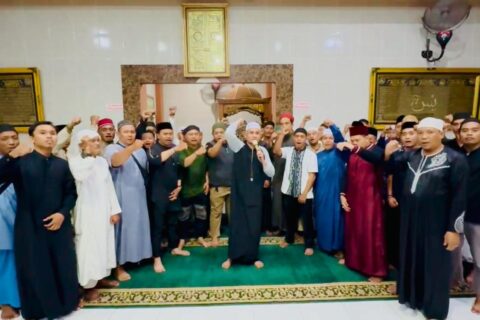 Habibna Makassar bersama Gerakan Islam Bersatu Siap Kepung W Super Club
