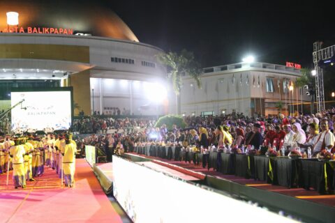 PJ Sekda Makassar Bangga Ratusan Peserta Karnaval Budaya Tampil Memukau di Hadapan Seluruh Wali Kota Se Indonesia