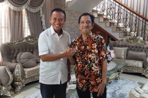 Syamsari-Burhanuddin Silaturahmi, Komitmen Ciptakan Iklim Demokrasi di Takalar