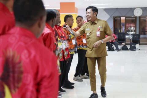 Firman Pagarra Sharing Ilmu Protokol Sentuh Hati Kepada 40 Peserta Diklat Pengawas Angkatan V