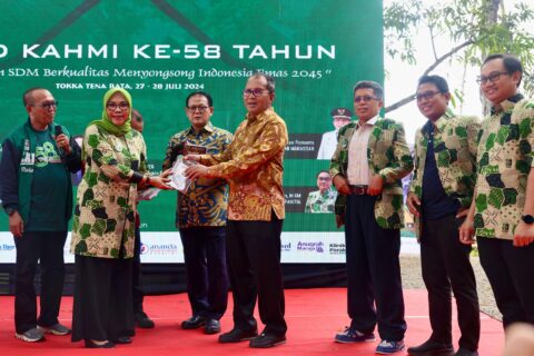 Danny Pomanto Ramaikan Milad KAHMI ke-58 di Tokka