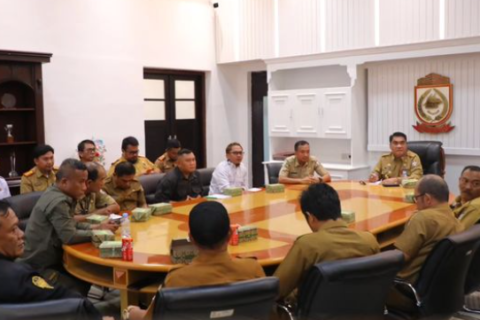 Rapat Koordinasi Penertiban Reklame di Makassar