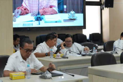 Kepala Bidang Bapenda Makassar Hadiri Rapat Pembahasan Ranperda Investasi