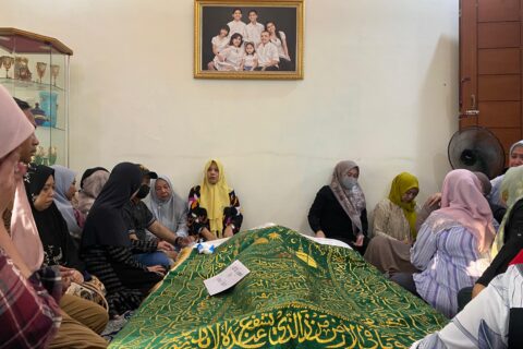 Danny Pomanto dan Warga Makassar Berduka, Camat Ujung Pandang Berpulang