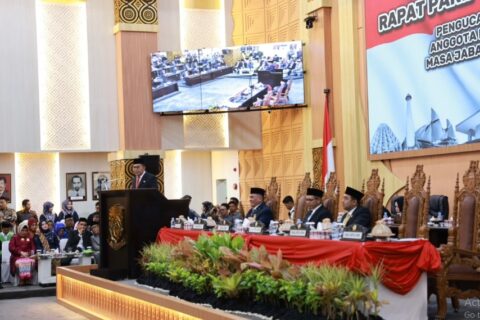 Raih Sumpah Jabatan Anggota DPRD Makassar 2024-2029, Danny Pomanto Ajak Bangun Sinergi dan Sukseskan Pilkada Serentak 2024