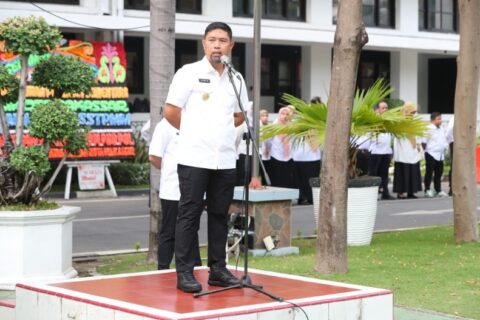 Pjs Wali Kota Makassar Andi Arwin Azis Tekankan Netralitas ASN dan Stabilitas Pelayanan Publik di Hari Pertama Bertugas