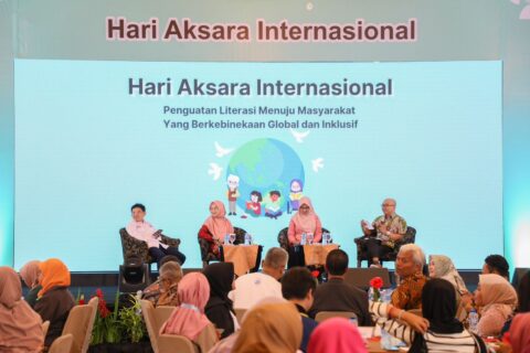 Peringatan Hari Aksara Internasional, Kemendikbudristek: Angka Buta Aksara Penduduk Indonesia Terus Menurun