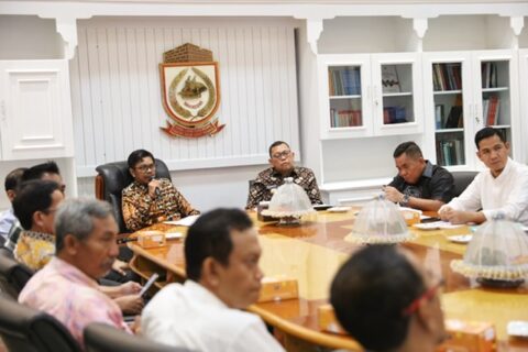 PJ Sekda Paparkan 100 Inovasi Kota Makassar di Hadapan Pj Wali Kota Palembang