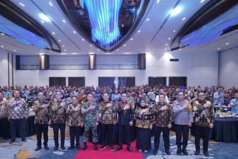 Rapat Koordinasi DKPP di Makassar: Sekda Sulsel Tekankan Pentingnya Integritas dan Etika dalam Pilkada 2024