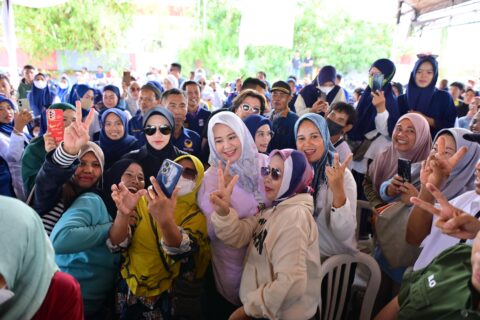 Sosok Inspiratif dan Peduli, Fatmawati Rusdi Dapat Dukungan Perempuan di Gowa