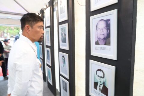Pjs Wali Kota Makassar Resmikan Pameran Arsip “Makassar Tempo Dulu” di Pantai Losari