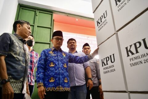 Pj Gubernur Sulsel Tinjau Kesiapan Logistik Pilkada di Bulukumba Jelang 27 November