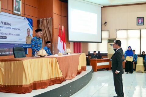 Sekda Sulsel Resmi Tutup Pelatihan Kepemimpinan, Tekankan Pentingnya Inovasi dan Integritas