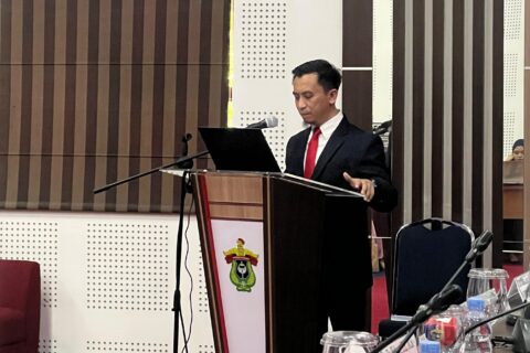 Promosi Doktor, Helmy Budiman Bahas Pengaruh Kebijakan Pemerintah Terhadap Pertumbuhan Ekonomi Wilayah Penyangga IKN