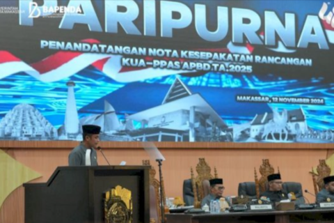 Bapenda Makassar Hadiri Rapat Paripurna Penandatanganan Nota Kesepakatan KUA-PPAS APBD TA 2025