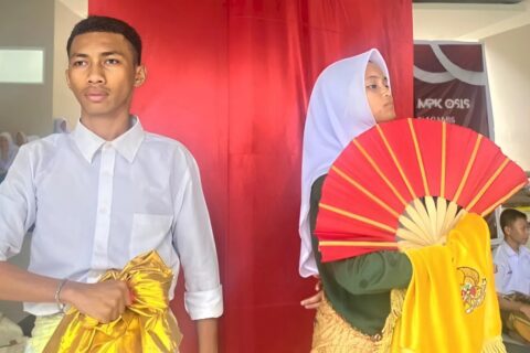Teater SATU Makassar Buka Festival Teater Berbahasa Daerah 2024 dengan Karya “Galigo: Nawanawana Saweiganding”