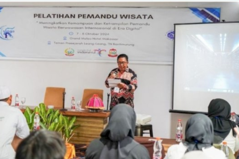 Dispar Makassar Apresiasi SSTGA, Tingkatkan Kualitas Pemandu Wisata