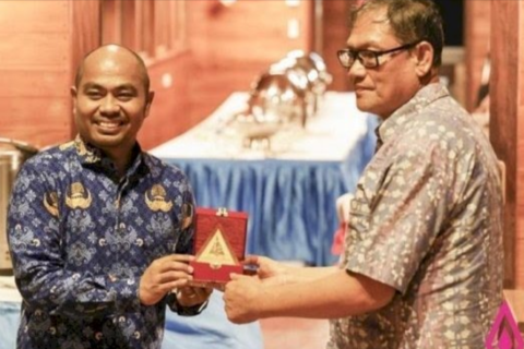 Dispar Makassar Ajak Peserta ICAS 2024 Sailing Kapal Pinisi, Perkenalkan Potensi Wisata Bahari