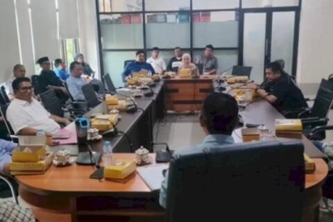 Pimpinan DPRD dan Fraksi Rapat Finalisasi Pembentukan AKD