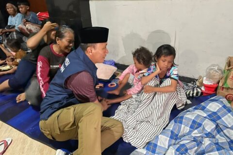 Hujan Deras Akibatkan Banjir di Makassar, Penjabat Gubernur Sulsel Pastikan Penanganan Pengungsi