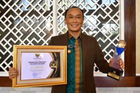Pemprov Sulsel Raih Predikat Tertinggi ‘Informatif’ dalam Keterbukaan Informasi Publik