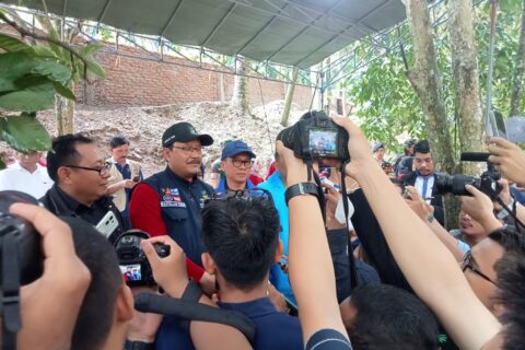 Mensos Gus Ipul: Ketum SMSI Firdaus Yang Membuat Kami Terperangkap Disini