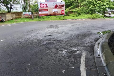 Anggota DPRD Kota Makassar Kritik Kualitas Pengaspalan Jalan Metro Makassar, Soroti Perencanaan Proyek yang Buruk