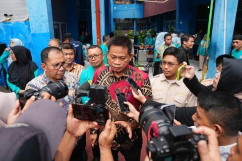 Pj Gubernur Sulsel Kirim Surat ke Bupati dan Wali Kota untuk Laksanakan Program MBG dan PKG