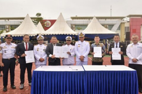 Pj Gubernur Sulsel Prof Fadjry Djufry Lepas Wisuda Perwira Transportasi di PIP Makassar