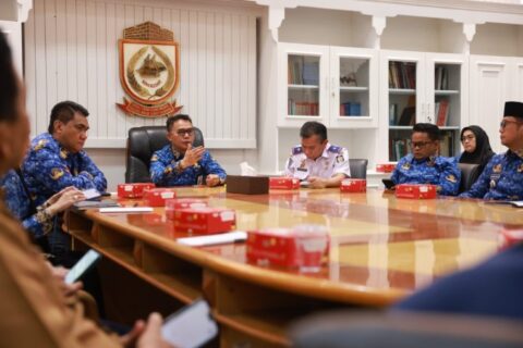 Pj Sekda Makassar Irwan Adnan Pimpin Rapat Teknis Manajemen Kepegawaian untuk Tingkatkan Produktivitas Pemkot