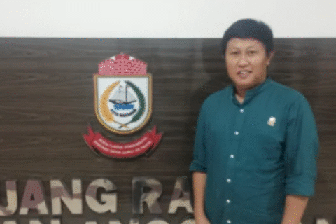 Komisi B DPRD Makassar Dorong Pembaruan Perda: Targetkan PAD dan Tertib Pajak Usaha