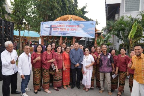 Wali Kota Munafri Hadiri Perayaan Hari Raya Paskah dan HUT XXII KPI Gereja Toraja