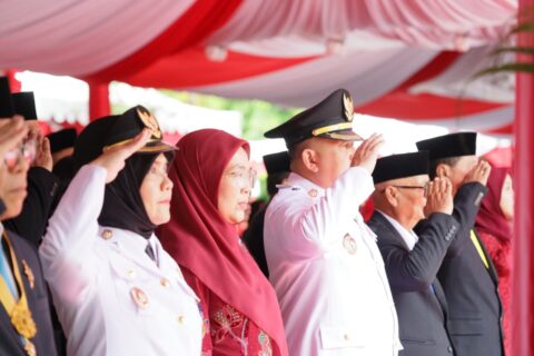 Wali Kota dan Wakil Wali Kota Makassar Hadiri Upacara HUT ke-80 RI di Rujab Gubernur Sulsel