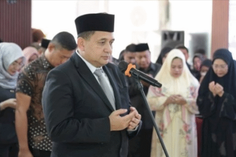 Munafri Pimpin Pelepasan Jenazah Ruslan Mahmud: “Selamat Jalan Sahabatku”