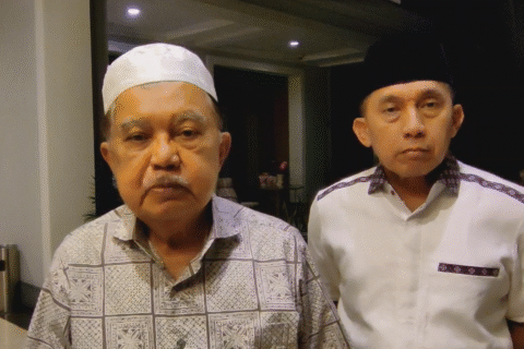 DMI Serukan Qunut Nazilah! Jusuf Kalla Ajak Umat Islam Doakan Keselamatan Bangsa