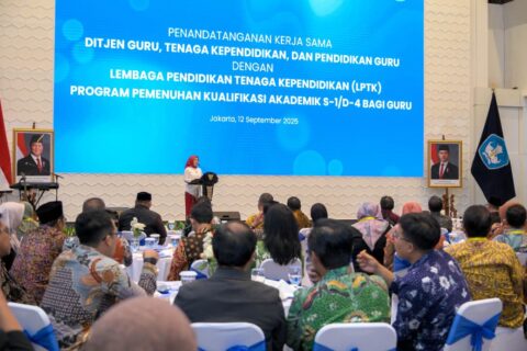 12.500 Guru TK dan SD Lanjutkan Studi S1/D4 Melalui Program Pemenuhan Kualifikasi Akademik Kemendikdasmen