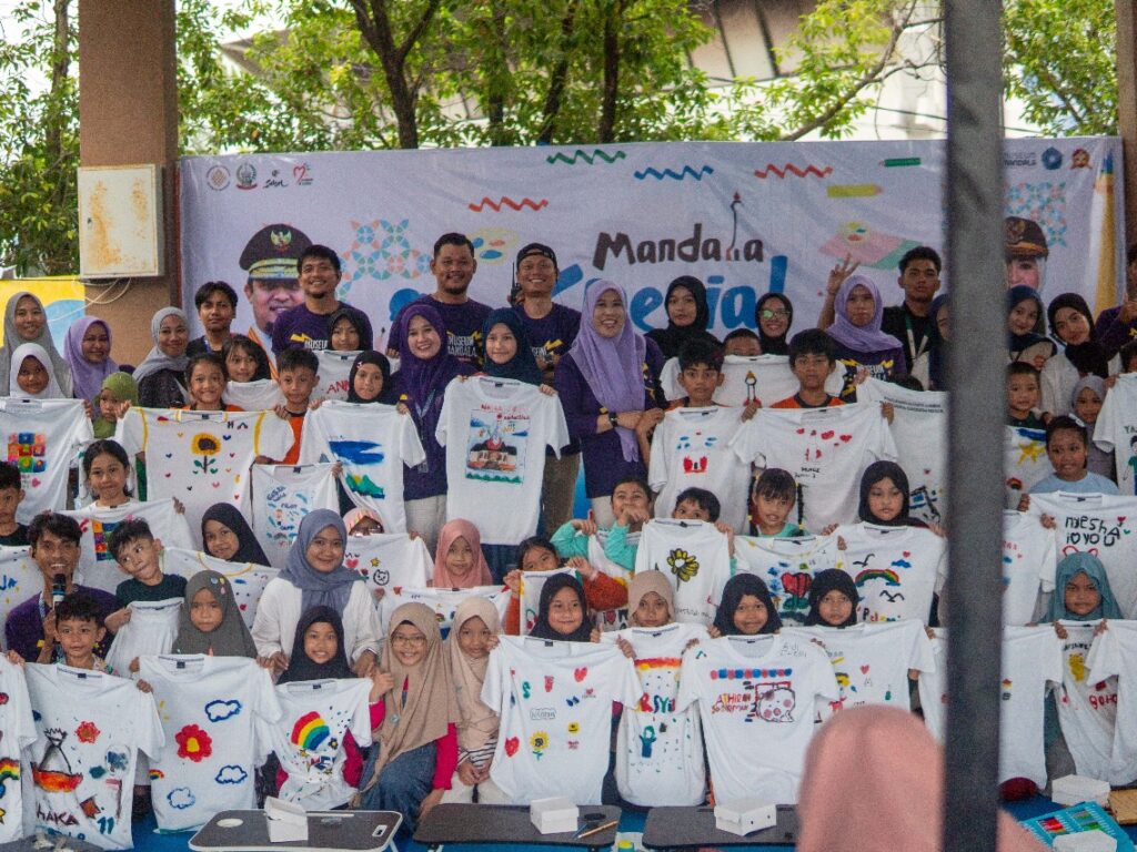 Anak-anak dari berbagai latar belakang mengikuti Mandala Special Art Day di Museum Mandala Makassar pada 16–18 Oktober 2025 untuk mengekspresikan diri melalui seni secara inklusif.