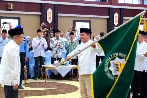 Lantik DMI Kalteng, Jusuf Kalla Tekankan Peran Masjid Dalam Membangun Persatuan dan Ekonomi Umat 