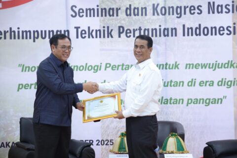 Sukses Wujudkan Surplus Beras 2025, PERTETA Nobatkan Mentan Amran sebagai Bapak Swasembada Pangan Nasional