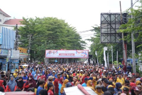 Tawa, Musik, dan Hadiah Umrah: Ceria ASN Makassar di HUT Korpri ke-54