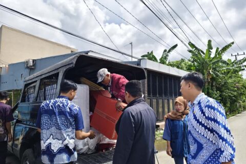 Tawuran Berujung Kebakaran, Pemkot Makassar Salurkan Bantuan ke 21 KK di Tallo