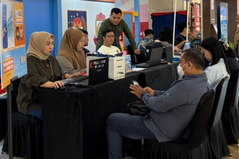 Layanan Dukcapil Ramaikan Hari Kedua Livin’ Fest Mandiri 2025 di Makassar