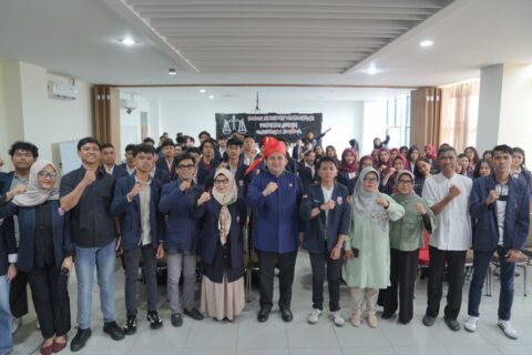 Munafri “Bongkar” Pengalaman Pahit dan Manis di Depan Mahasiswa FH Unibos