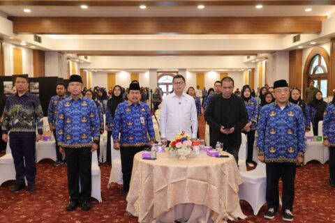 Peduli Kesehatan, Kepala BPOM Pimpin Gerakan Sejuta Vaksinasi Kanker Serviks HPV