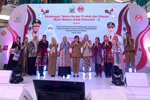 Kembangkan Potensi Wastra Lokal, Pemprov Sulsel Gelar Bimtek Kurasi Produk dan Desain Motif Wastra untuk Generasi Z