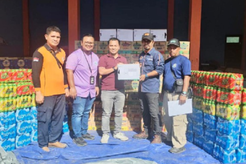 Peduli Korban Bencana, Sandiana Soemarko Salurkan Bantuan ke Agam dan Aceh Tamiang