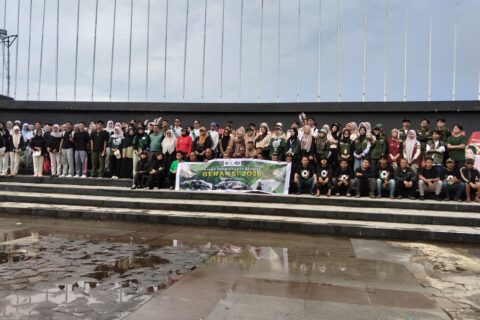 Awali 2026, Pemkot Makassar Bergerak Bersih di Pantai Losari