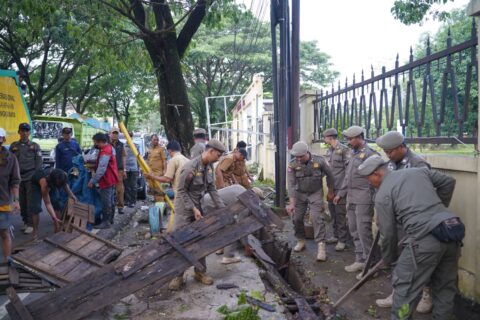 Pemkot Makassar Tata PK5 di Sekitar GOR Sudiang SecaraHumanis dan Solutif