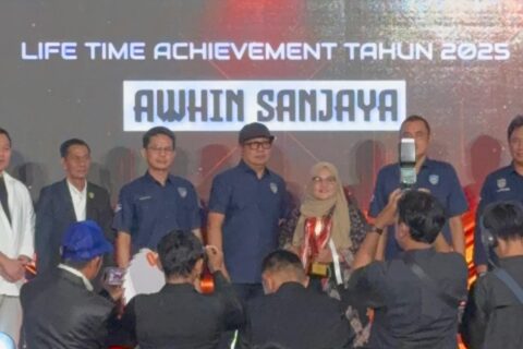 Pembalap Cilik Asal Pinrang dan Almarhum Awhin Sanjaya Terima Penghargaan IMI Awards 2025